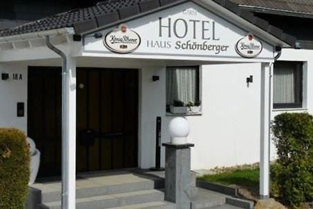 Hotel Garni Haus Schoenberger هايليغينهاوس المظهر الخارجي الصورة