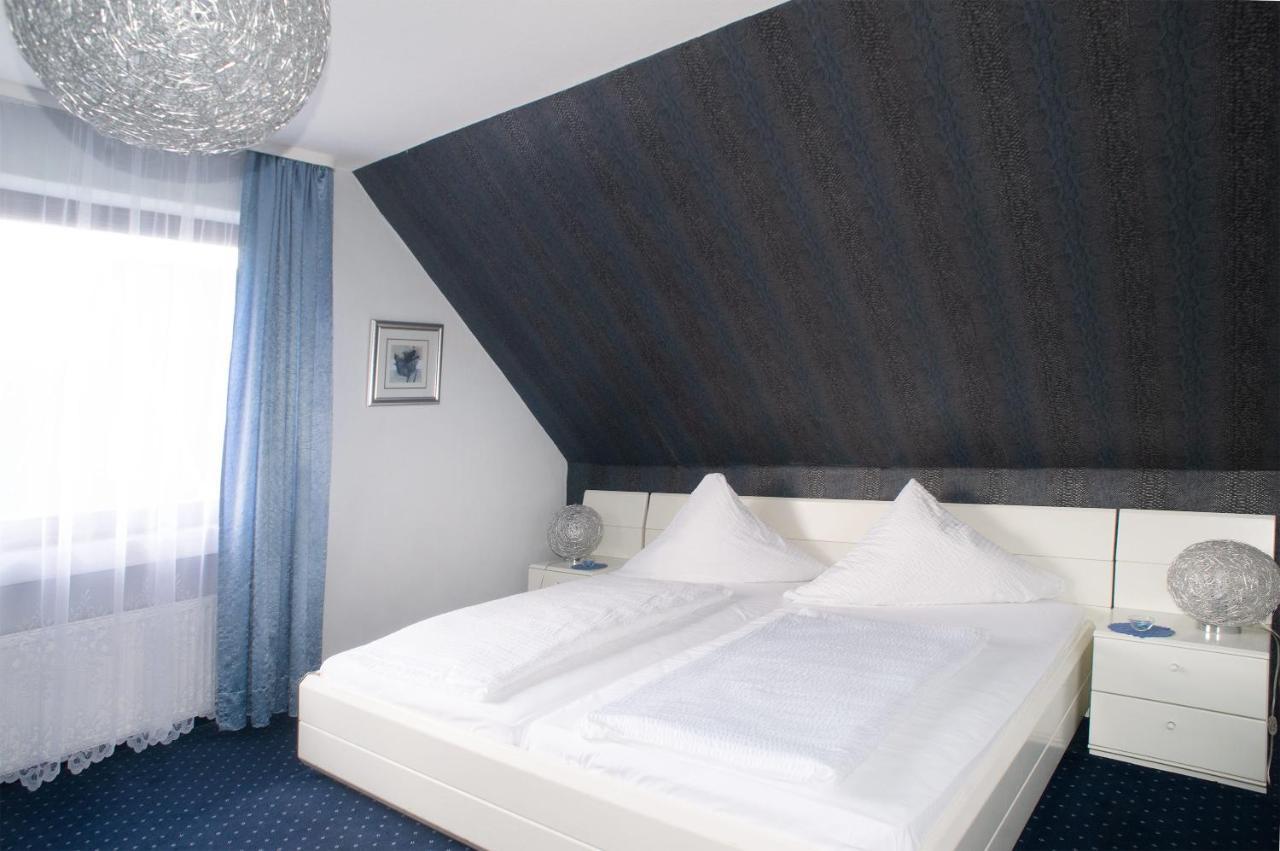 Hotel Garni Haus Schoenberger هايليغينهاوس المظهر الخارجي الصورة